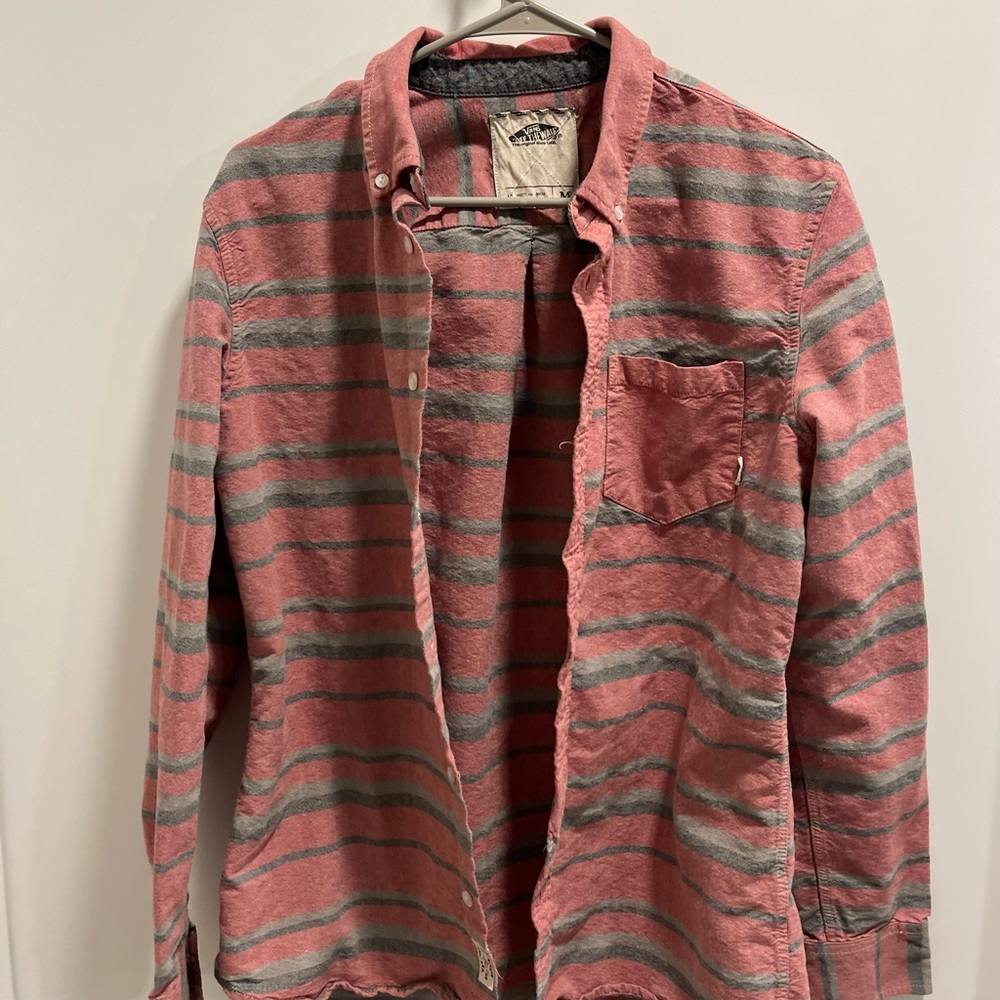 Vans. Flannel. Button down. Men’s. Size M.
